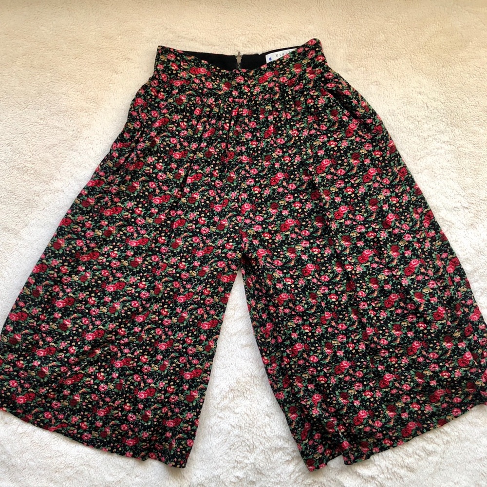 Free People (Misile) Floral Boho Pants.